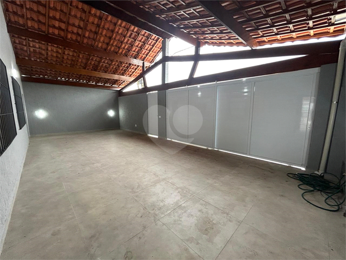 Foto REO1104355
