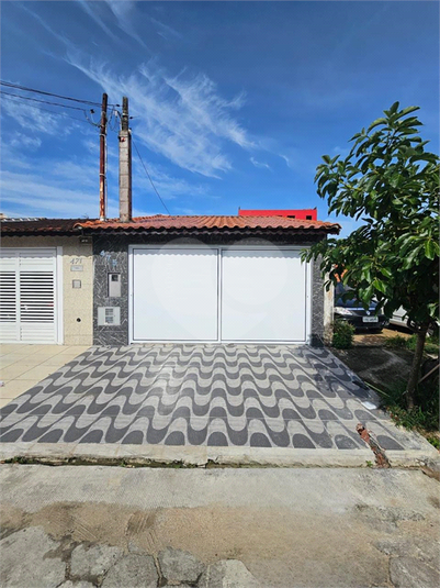 Foto REO1104357