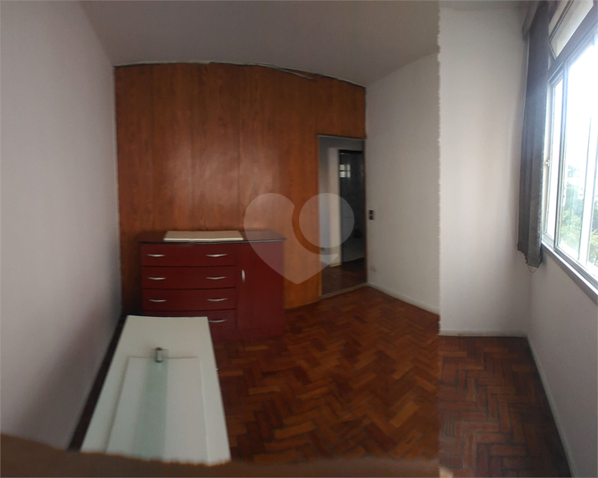 Foto REO1104370