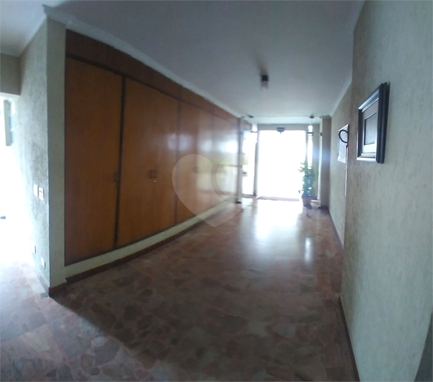 Foto REO1104370