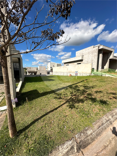 Foto REO1104375