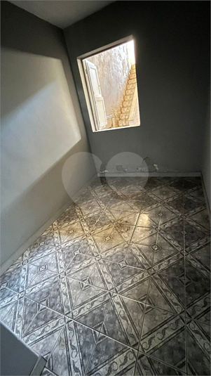 Foto REO1104377