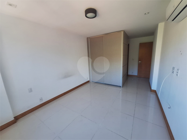 Foto REO1104378