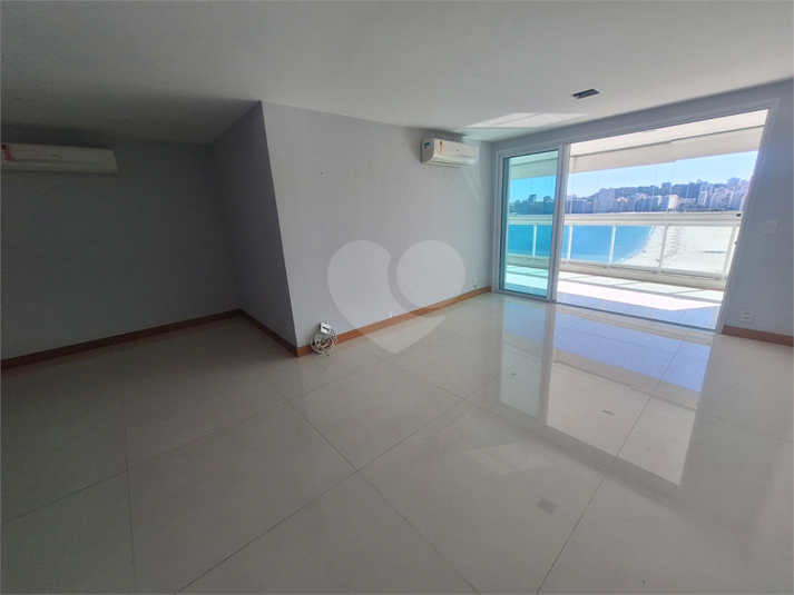 Foto REO1104378