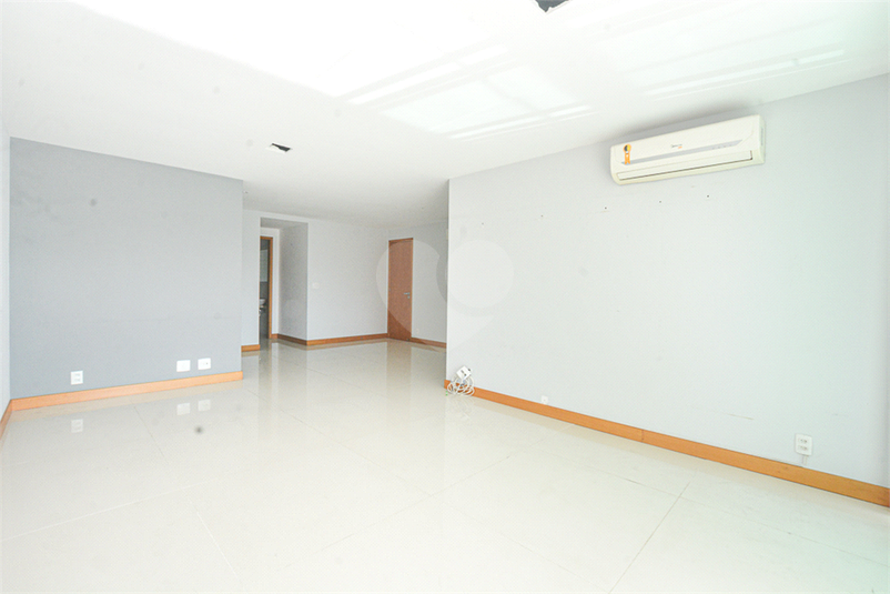 Foto REO1104378