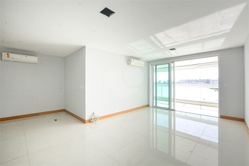 Foto REO1104378
