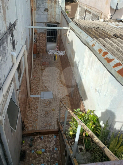 Foto REO1104381