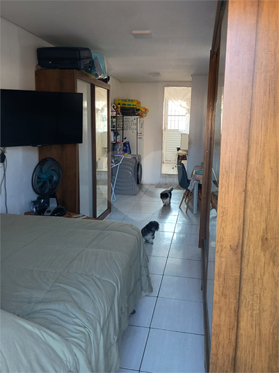 Foto REO1104381