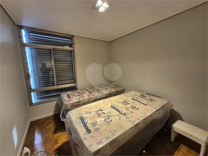 Foto REO1104385