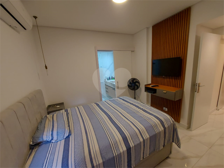 Foto REO1104386
