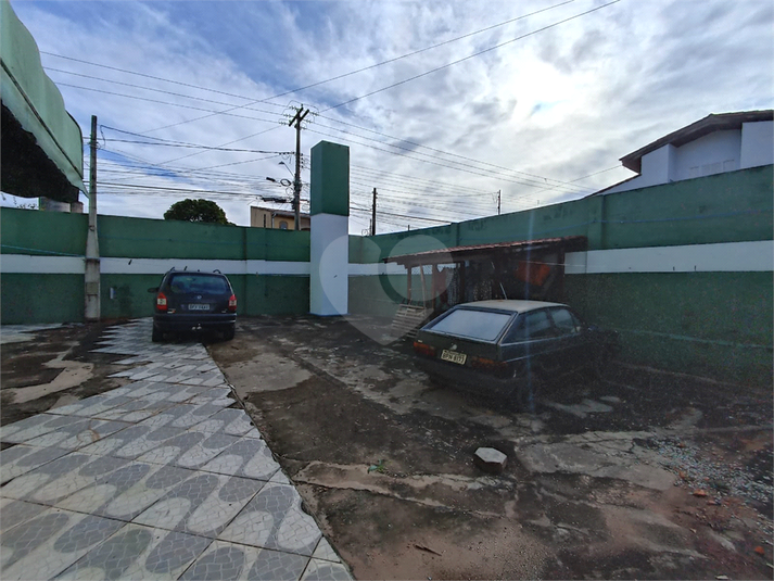 Foto REO1104407
