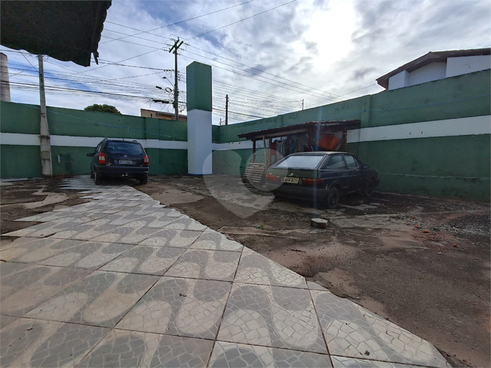 Foto REO1104407