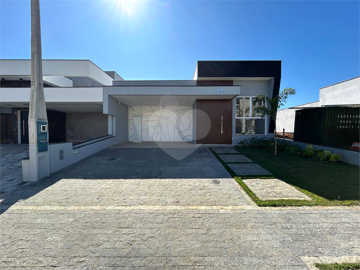 Foto REO1104417