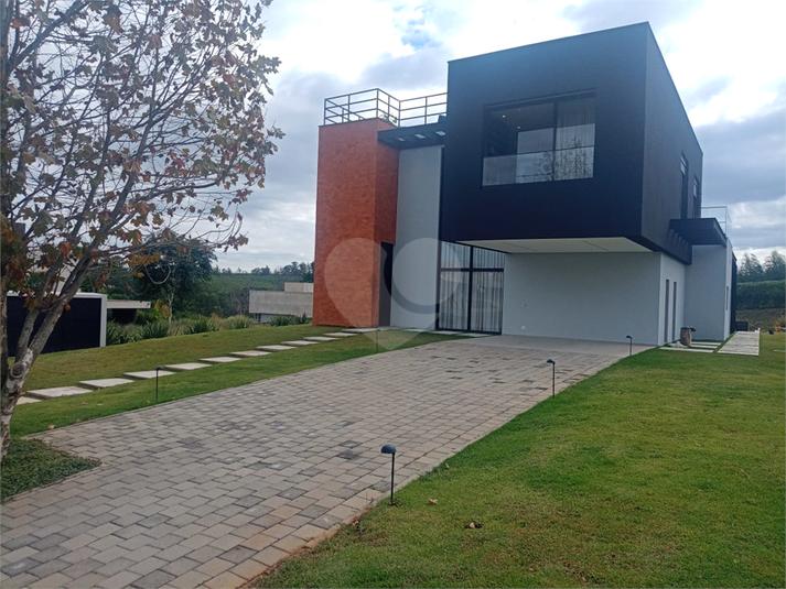 Foto REO1104442