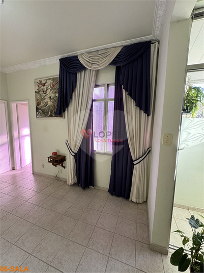 Foto REO1104447