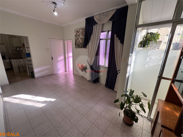 Foto REO1104447