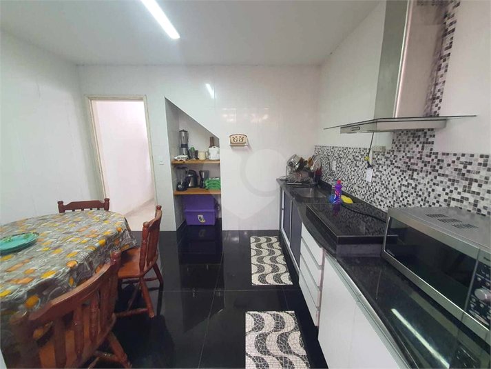 Foto REO1104450