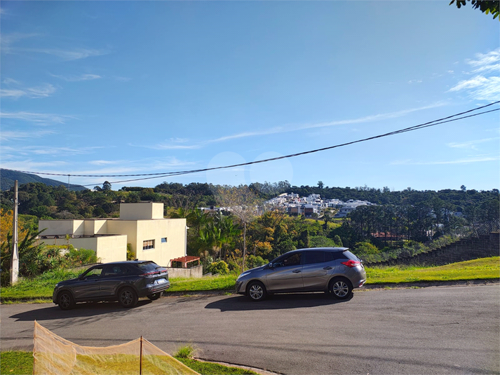 Foto REO1104457