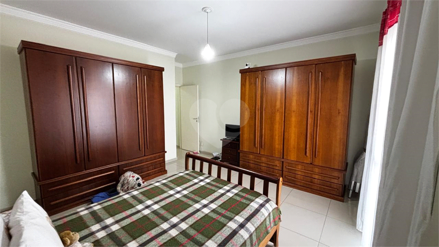 Foto REO1104471