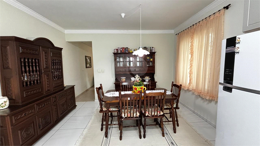 Foto REO1104471
