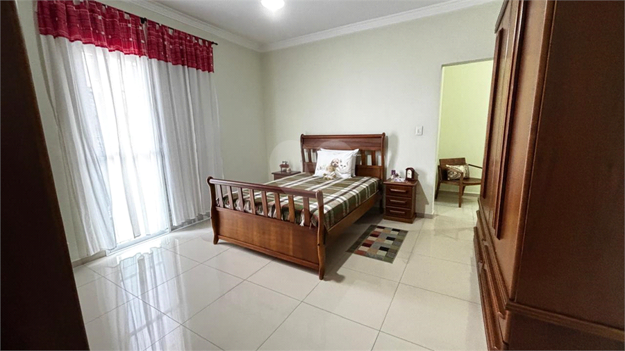 Foto REO1104471