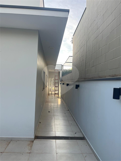 Foto REO1104480