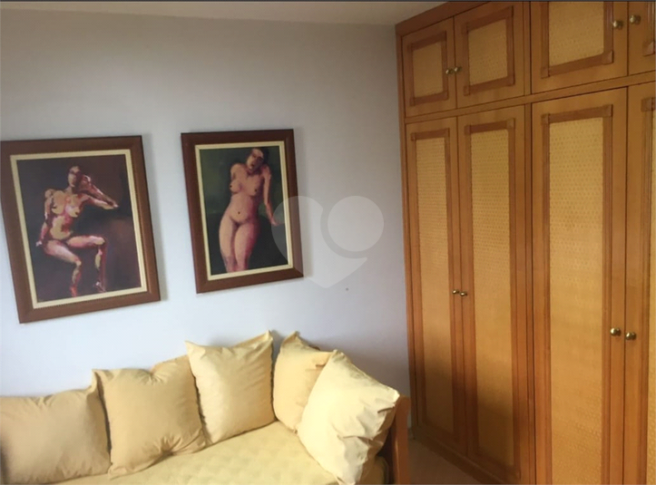 Foto REO1104496