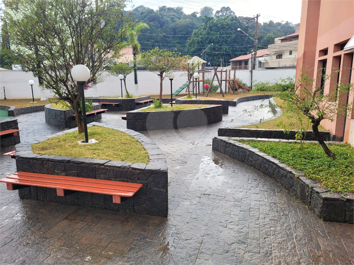 Foto REO1104503