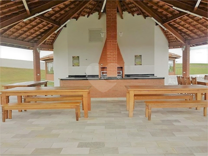 Foto REO1104505