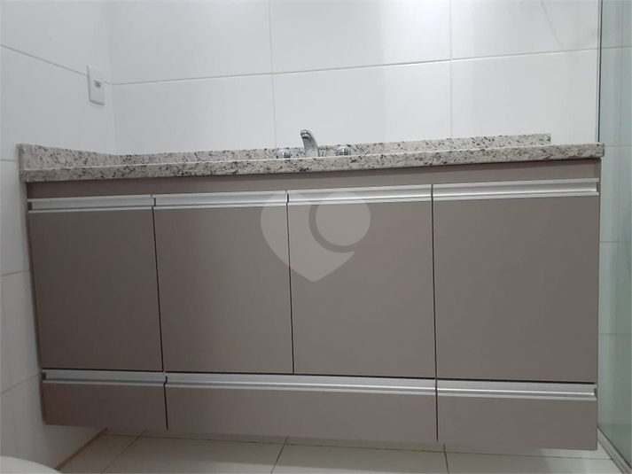 Foto REO1104526