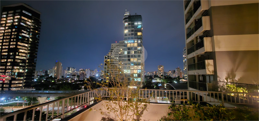 Foto REO1104528