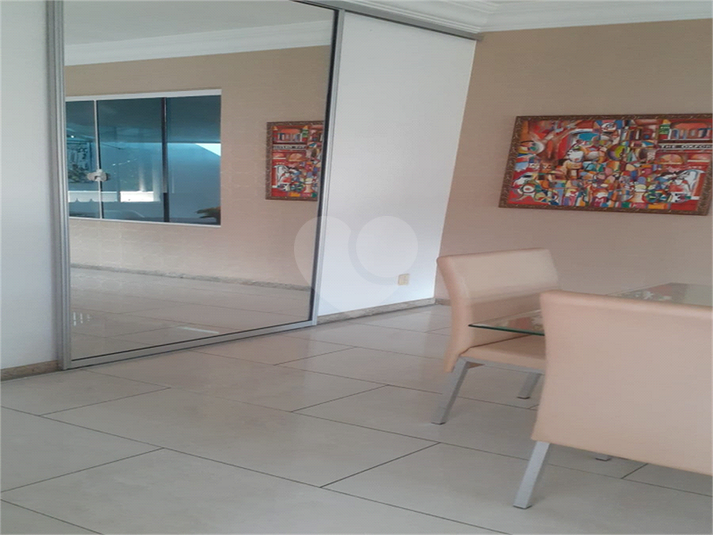 Foto REO1104531