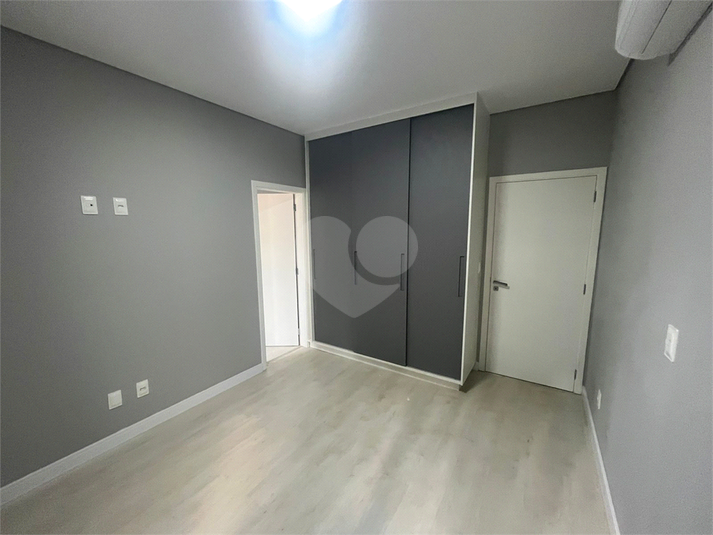 Foto REO1104538