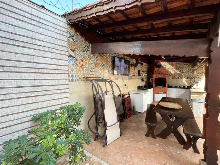 Foto REO1104544