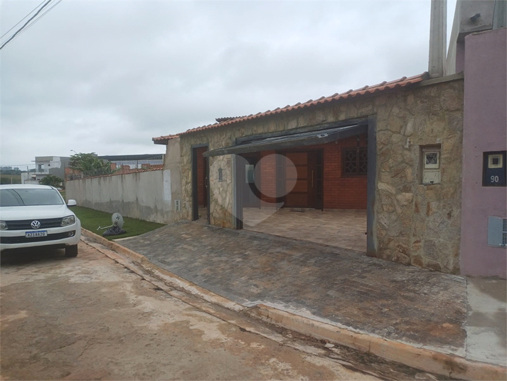 Foto REO1104558
