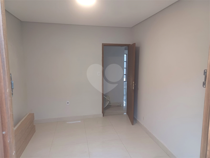 Foto REO1104558