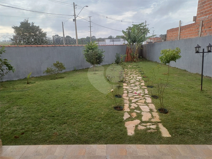 Foto REO1104558