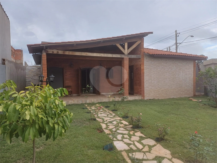 Foto REO1104558
