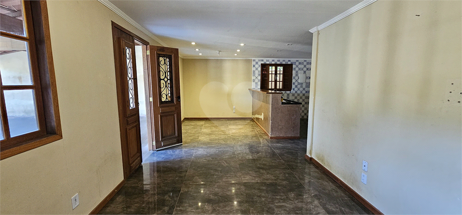 Foto REO1104561