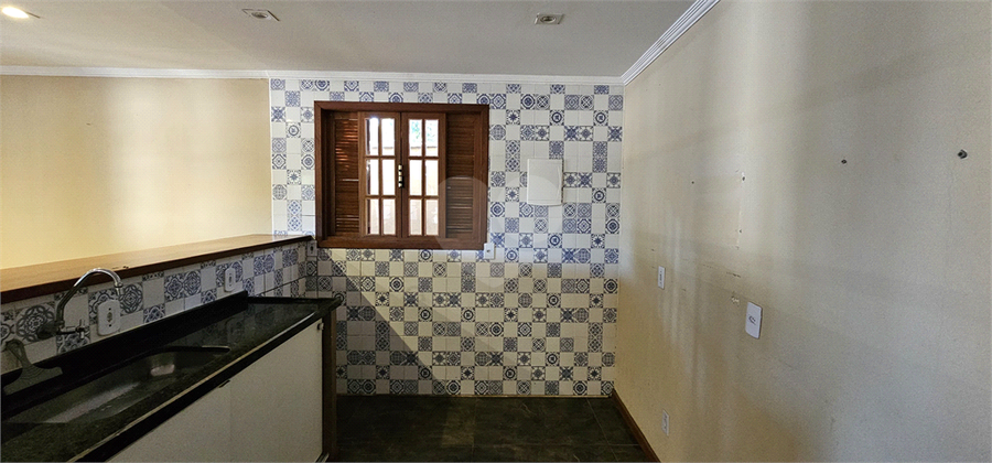 Foto REO1104561