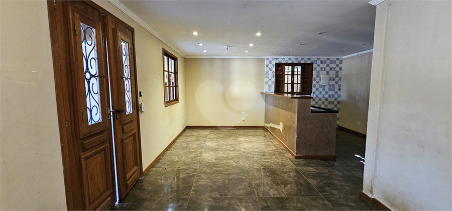 Foto REO1104561