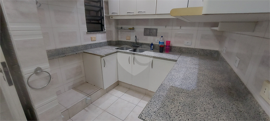 Foto REO1104569