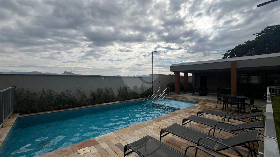 Foto REO1104571