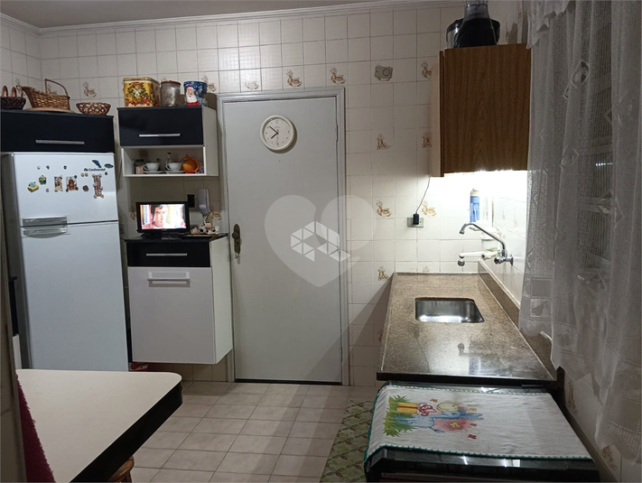 Foto REO1104581