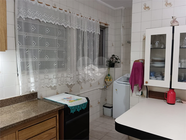 Foto REO1104581