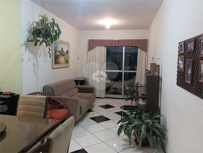 Foto REO1104581