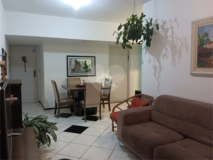 Foto REO1104581