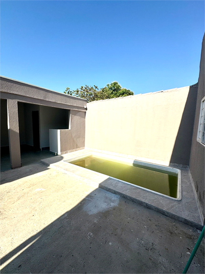 Foto REO1104587