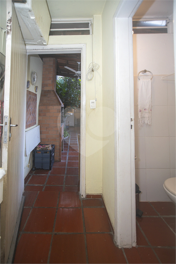 Foto REO1104592