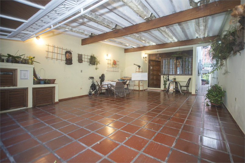 Foto REO1104592
